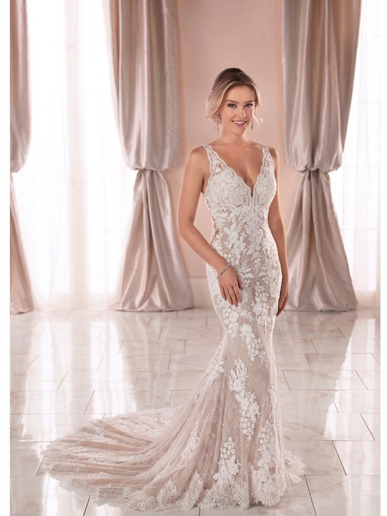 Stella York Other - Stella York Ivory Lace Fit-and-Flare Bridal Gown